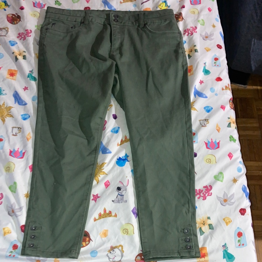 Men's Classic Green Chinos